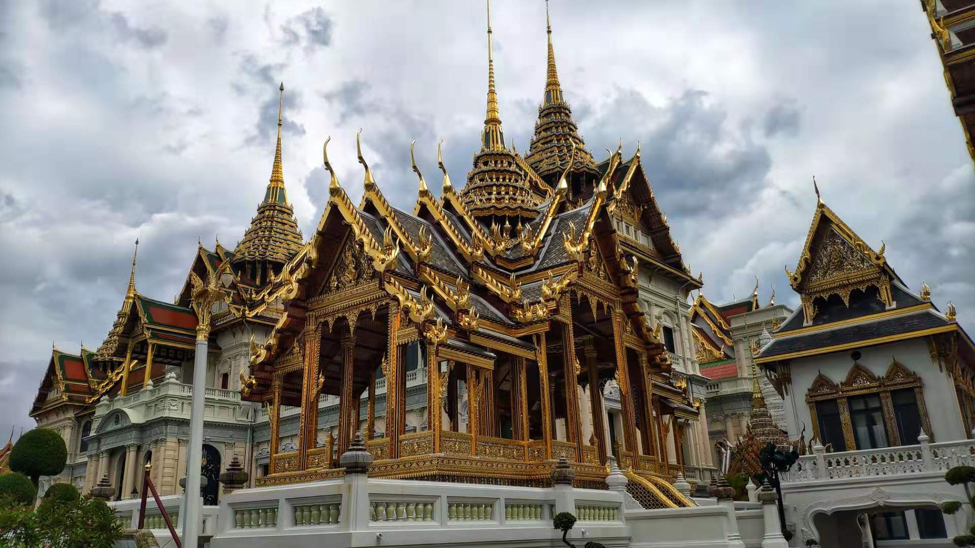 The Grand Palace - 01.jpg